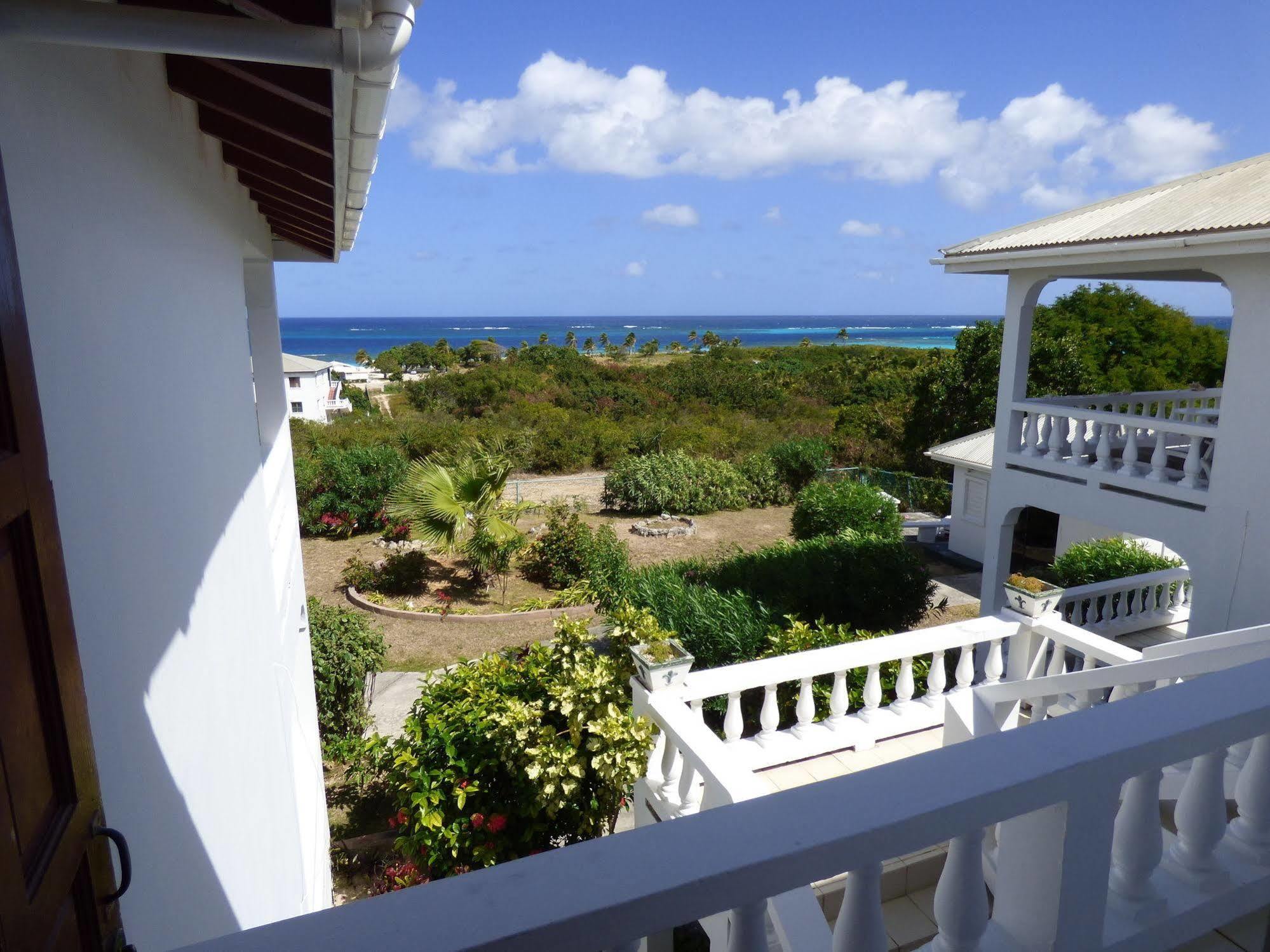 Milly'S Inn Shoal Bay Village Exterior foto